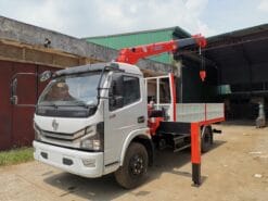 Xe tải Dongfeng gắn cẩu Kanglim 3 tấn