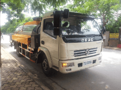 Xe phun rải nhựa đường Dongfeng 4m3