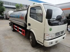 Xe chở sữa tươi Dongfeng 5m3