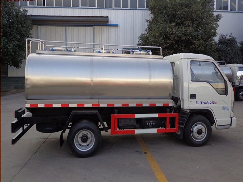 Nên mua xe chở sữa, chở bia hãng nào? - VU LINH AUTO