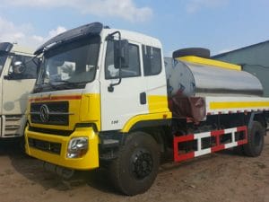 xe phun rai nhua duong dongfeng 7m3