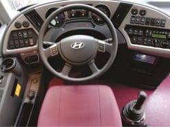 Xe khach Universe noble 46 giuong.13