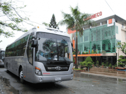 Xe khach Universe noble 46 giuong.2