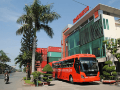 Xe khach Universe noble 47 ghe.2