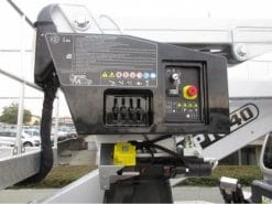 xe thang nang isoli pt140 anh 2