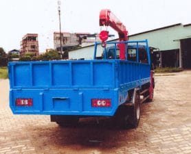 xe tải gắn cẩu Unic 3 tấn 4 đốt Thaco olin 700B