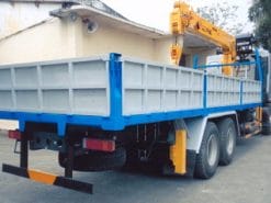 xe tải gắn cẩu Soosan 7 tấn Chenglong