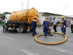 XE HÚT BÙN, HÚT CHẤT THẢI 7 KHỐI ISUZU NHẬP KHẨU NGUYÊN CHIẾC