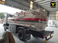 Phâng bồn xe chở xăng dầu 9 khối Hyundai Mighty EX8