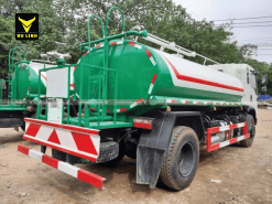 Xe phun nước rửa đường tưới cây Howo 9 khối
