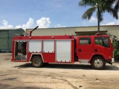 Xe cứu hỏa isuzu 5 khối nhập khẩu nguyên chiếc đời 2021