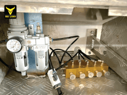 Tay mở hệ thống van đầm xe chở xăng dầu 24 khối Hyundai HD320 bồn hợp kim nhôm