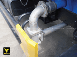 Hệ thống van xả kết hợp với bơm đẩy của xe chở nước sạch 7 khối HYUNDAI MIGHTY EX8