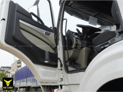Nội thất xe xi téc chở xăng dầu HOWO 22 khối