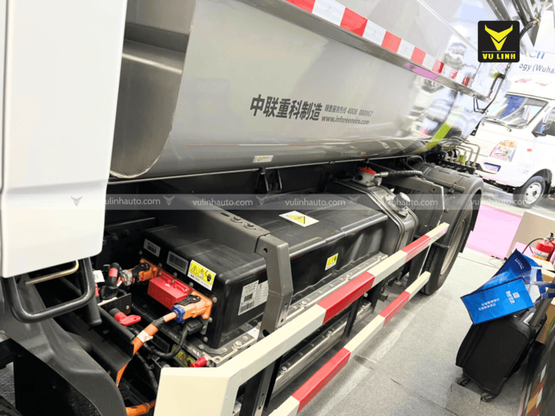 X 2023 04 25T102002.752