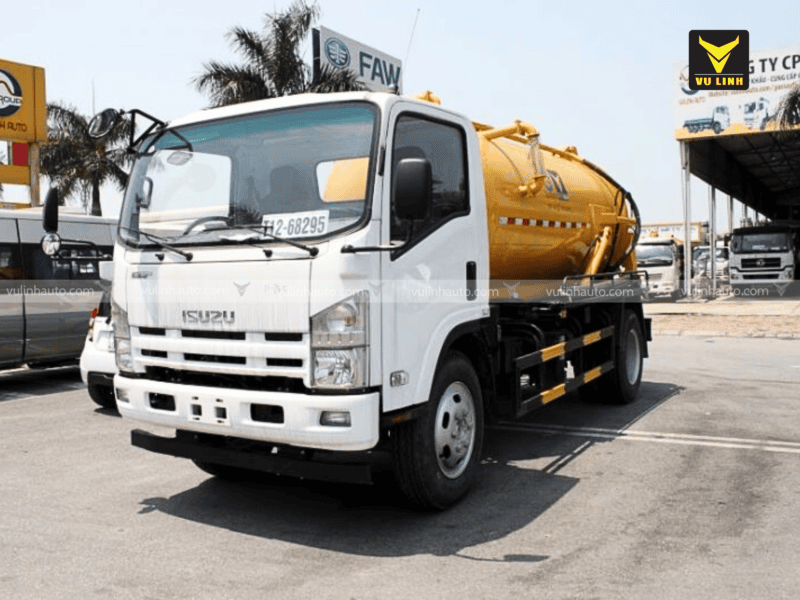 Mua xe chuyên dụng thanh lý ISUZU hút chất thải 7m3 