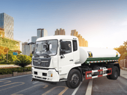 Xe phun nước rửa đường