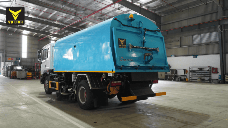 Phần chuyên dụng xe quét đường hút bụi RETECH 6 khối