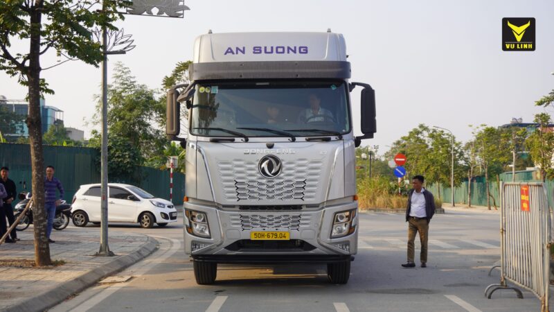 Xe đầu kéo Dongfeng X7