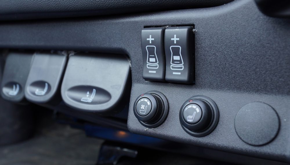 Sưởi làm mát ghế đầu kéo Dongfeng X7