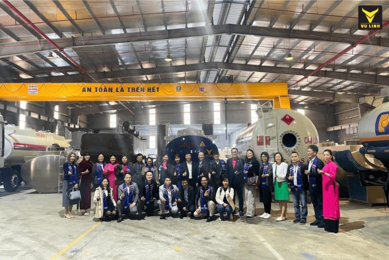 VU LINH AUTO HÂN HẠNH ĐÓN TIẾP ĐOÀN CFVG ALUMNI BUSINESS NETWORK THAM QUAN NHÀ MÁY